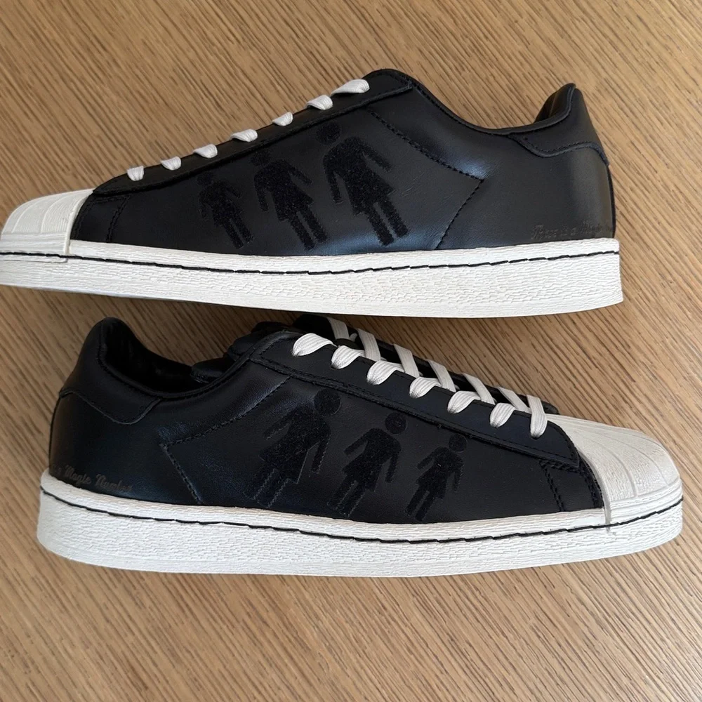 Rare Girl Skateboard x Adidas Superstar sz9 Black 30 Year Limited Edition
